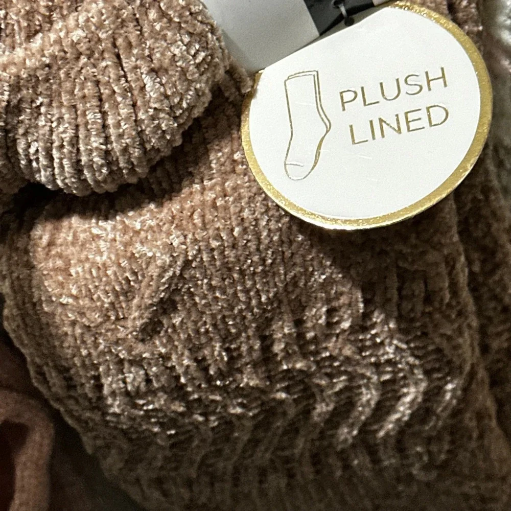 Nine‎ West Scarf Gloves and Socks Set Ivory Neutral Plaid N9042435 New